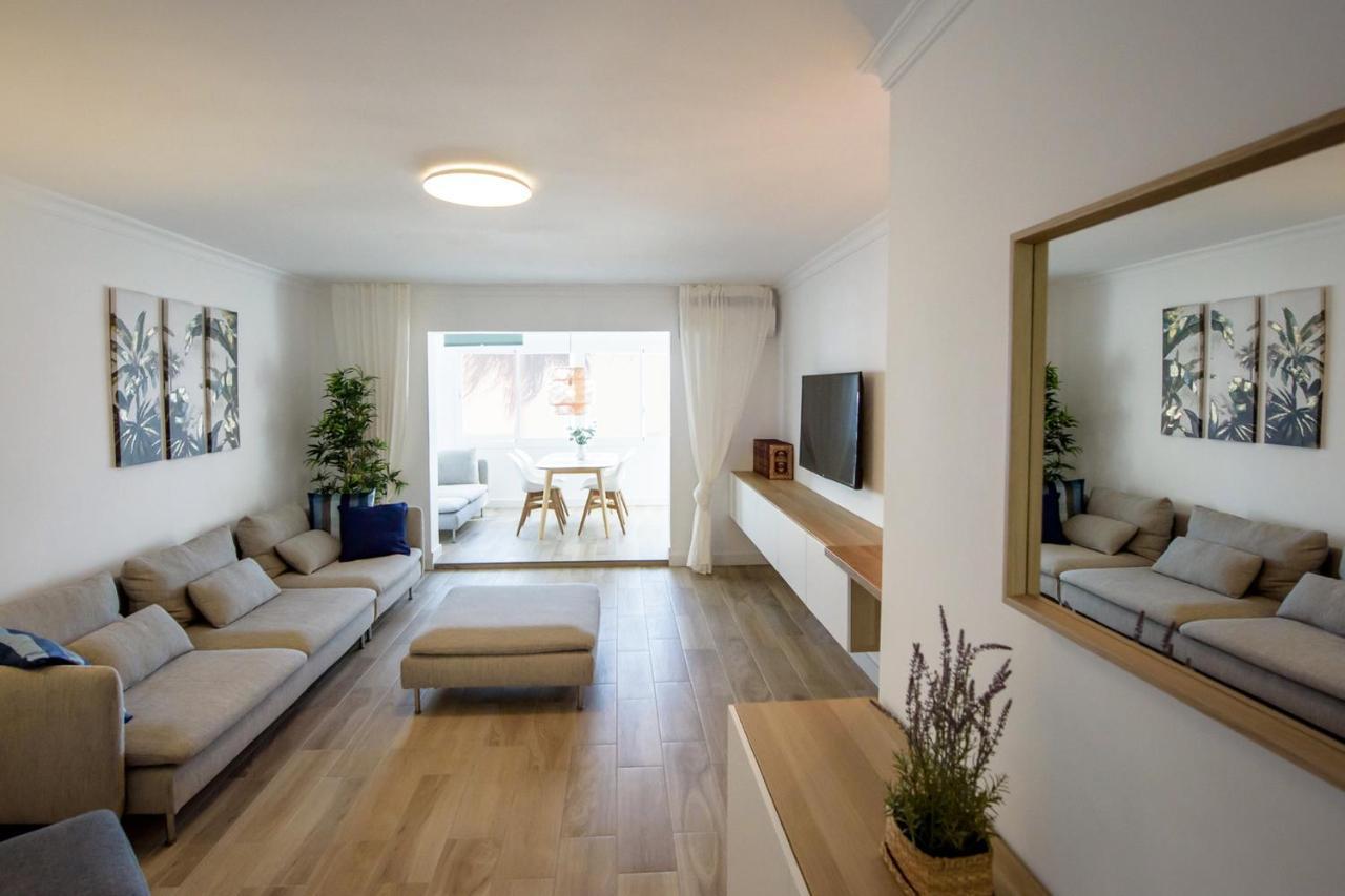 מיחאס Fantastic Sea View Apartament Dona Lola מראה חיצוני תמונה
