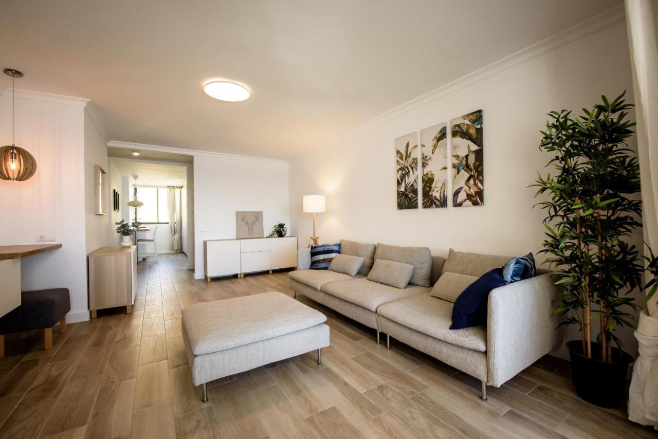 מיחאס Fantastic Sea View Apartament Dona Lola מראה חיצוני תמונה