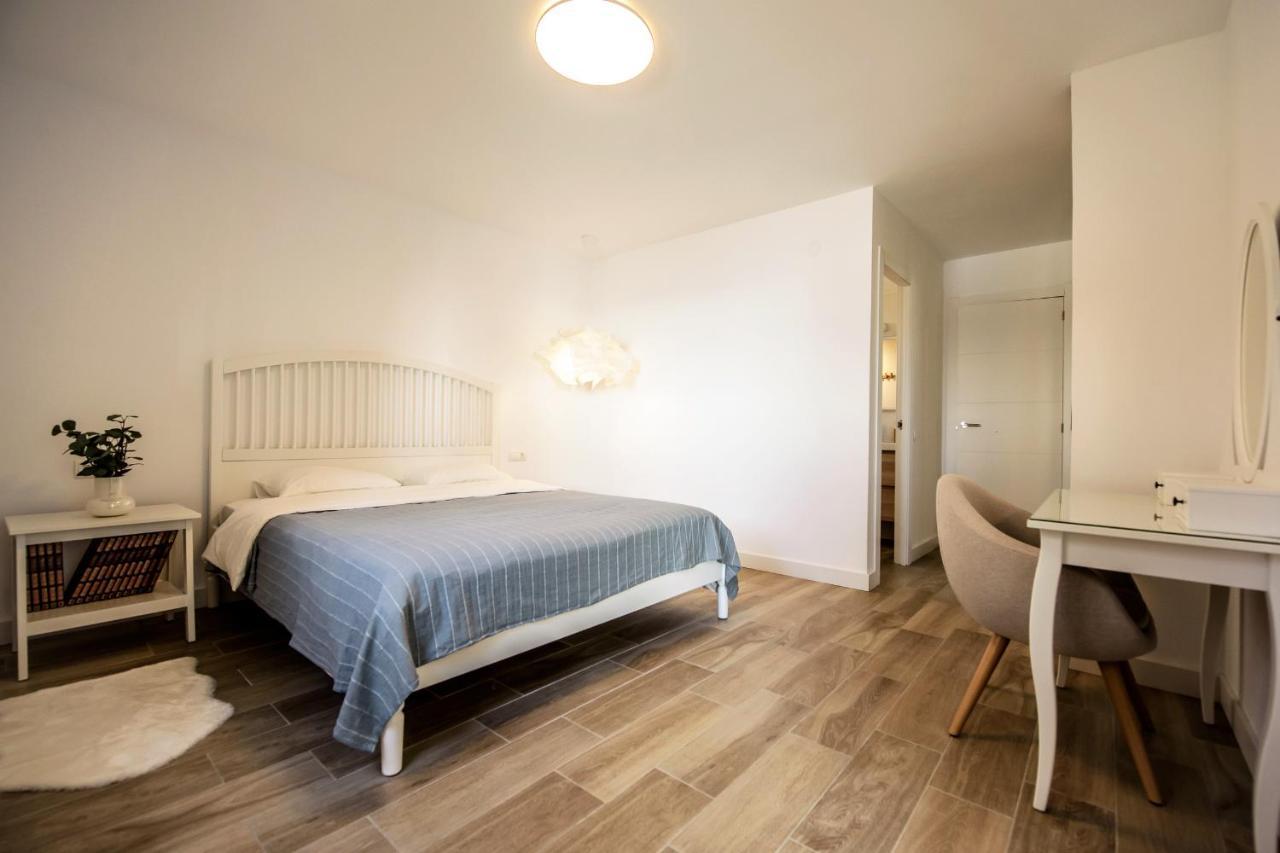 מיחאס Fantastic Sea View Apartament Dona Lola מראה חיצוני תמונה