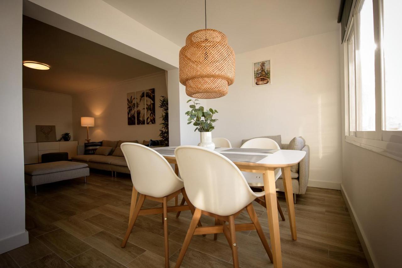 מיחאס Fantastic Sea View Apartament Dona Lola מראה חיצוני תמונה